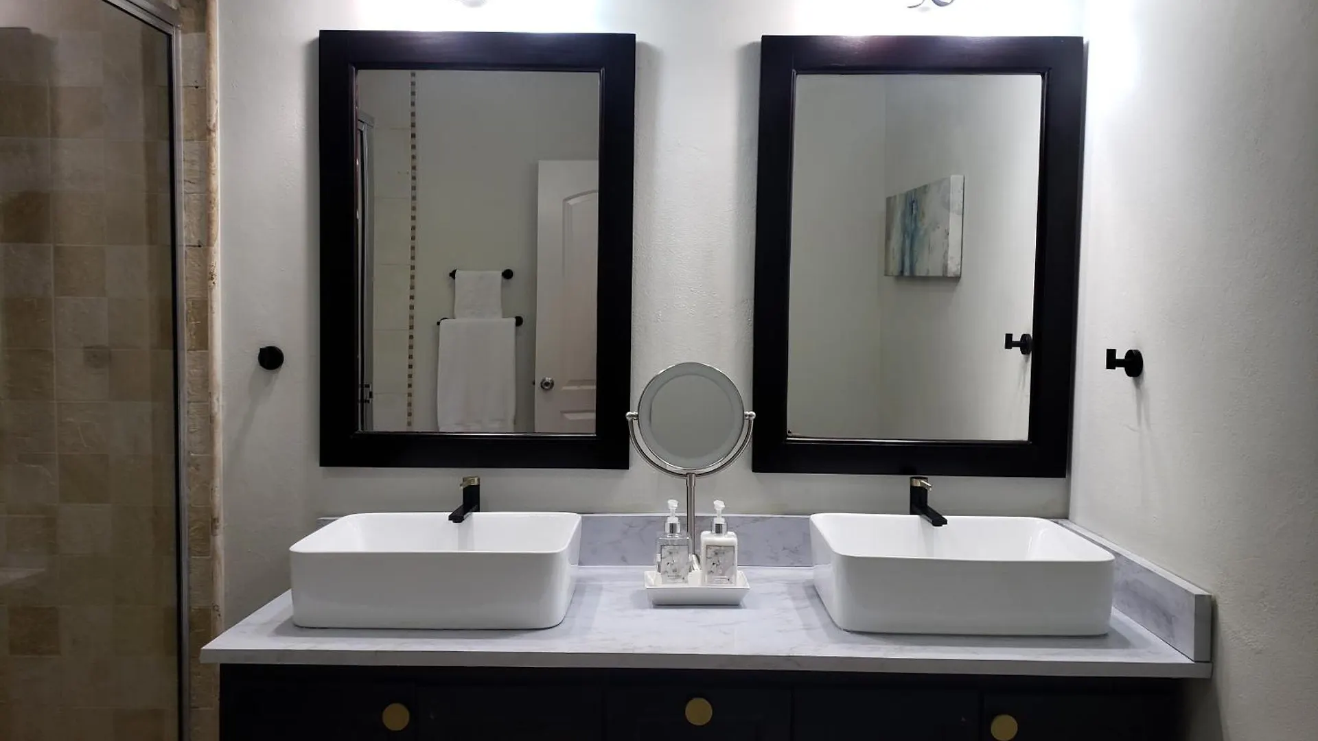 Ivys Luxury Townhouse Apartment Montego Bay