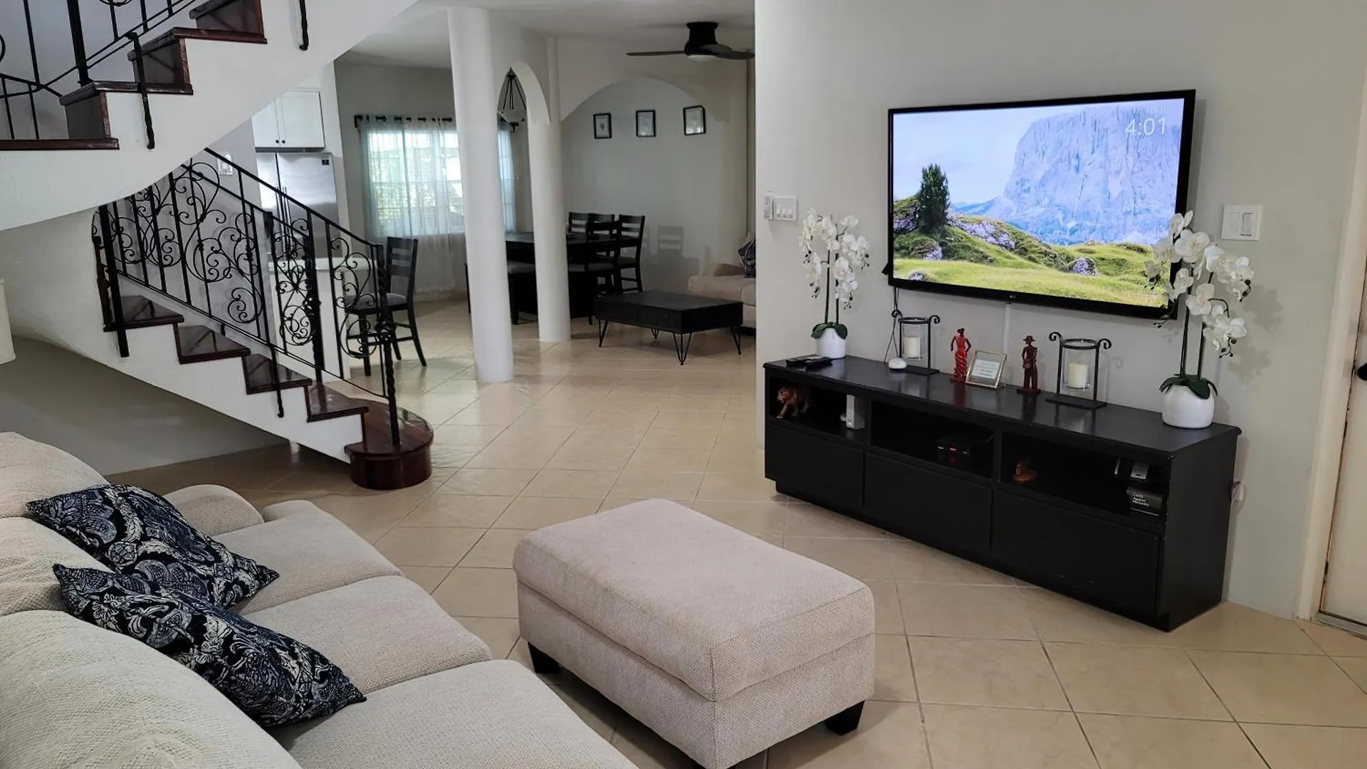 モンテゴ・ベイIvys Luxury Townhouseアパートメント 0*, モンテゴ・ベイ ジャマイカ